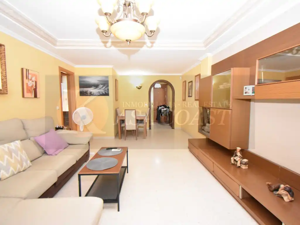 Living room of Flat for sale in Fuengirola  with Air Conditioner and Terrace
