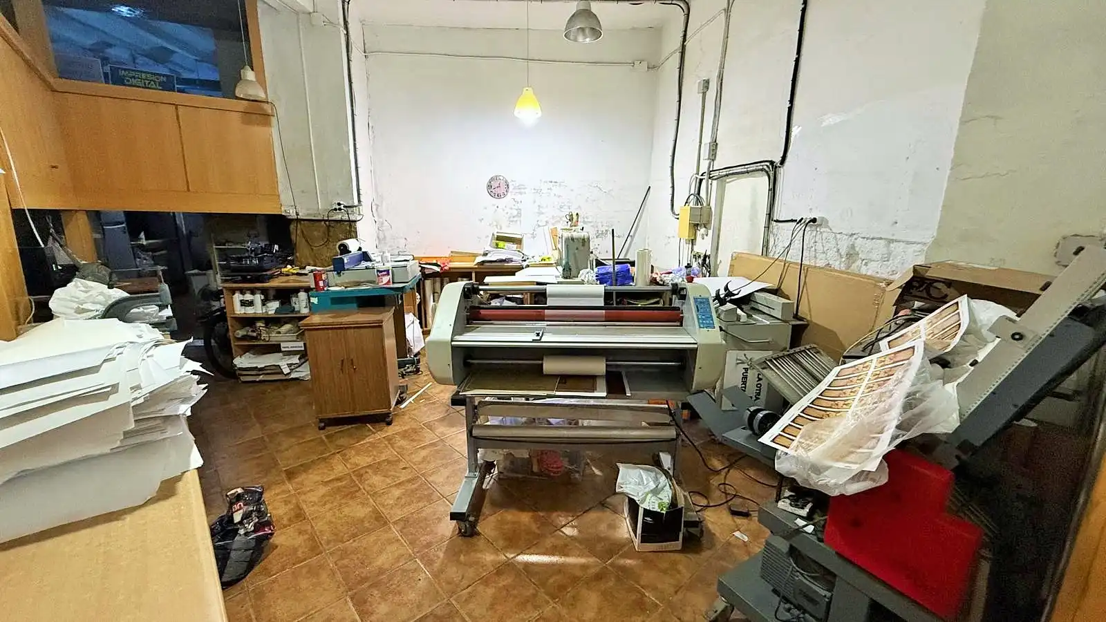 Local en venta en Valencia con Amueblado