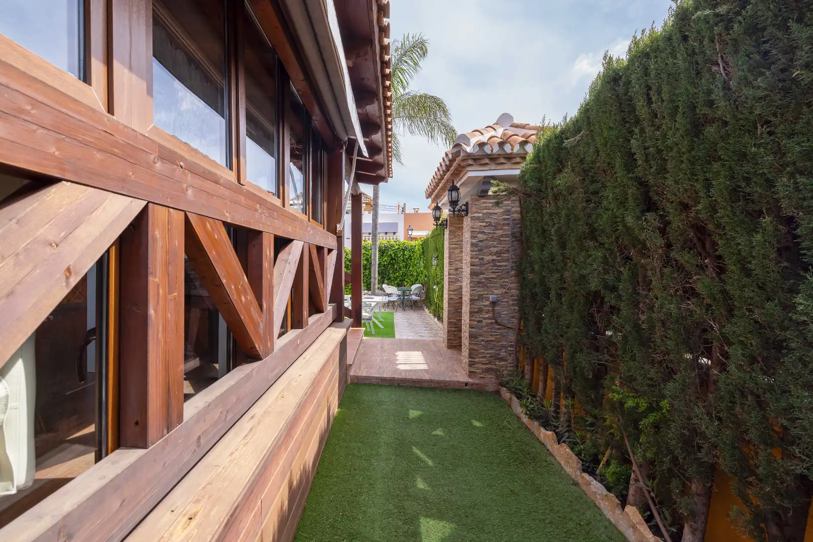 Terrassa de Casa o xalet en venda en Alhaurín de la Torre amb Aire condicionat, Calefacció i Jardí privat