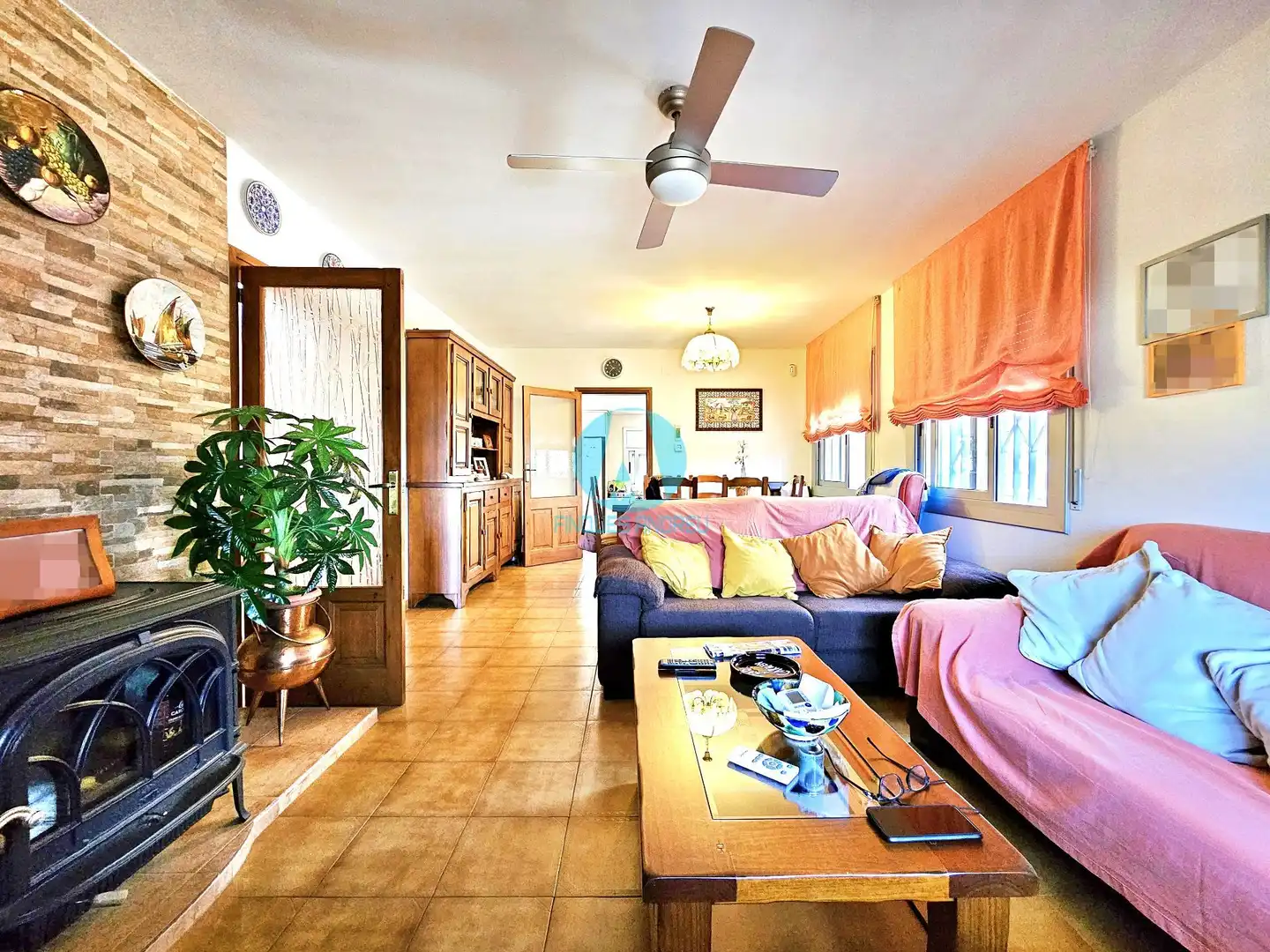 Sala d'estar de Casa o xalet en venda en Dosrius amb Aire condicionat, Jardí privat i Terrassa
