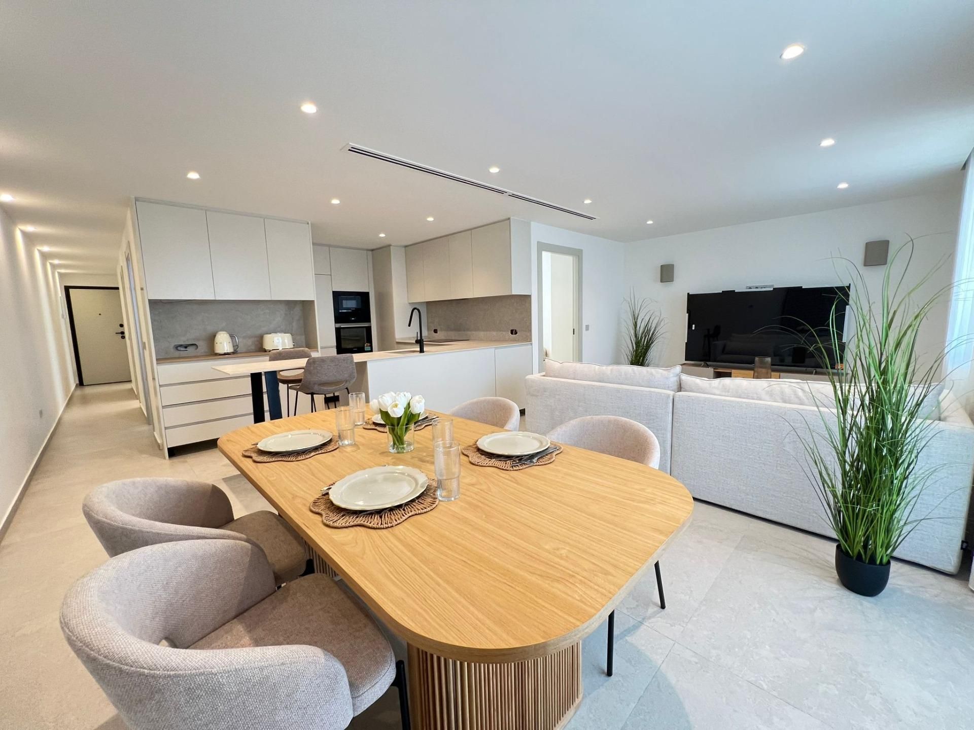 Wohnzimmer von Wohnungen zum verkauf in Torrevieja mit Klimaanlage, Heizung und Balkon