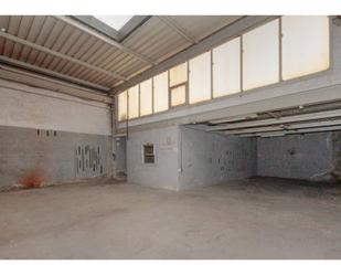 Nau industrial en venda en Terrassa