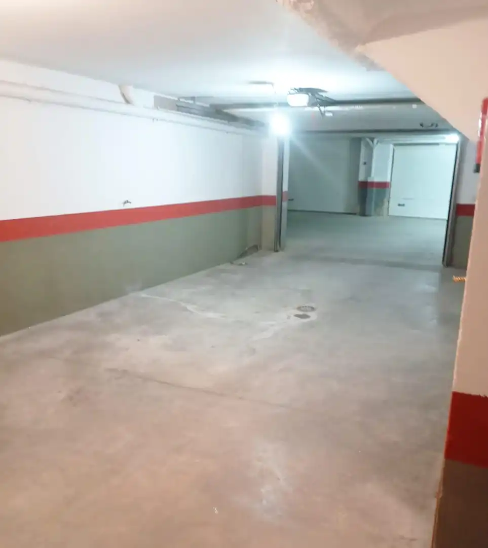 Aparcament de Casa adosada en venda en Ciempozuelos amb Aire condicionat, Calefacció i Terrassa