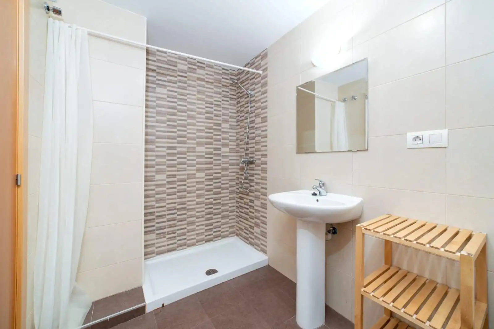 Wohnung zur Miete in PAU 5
