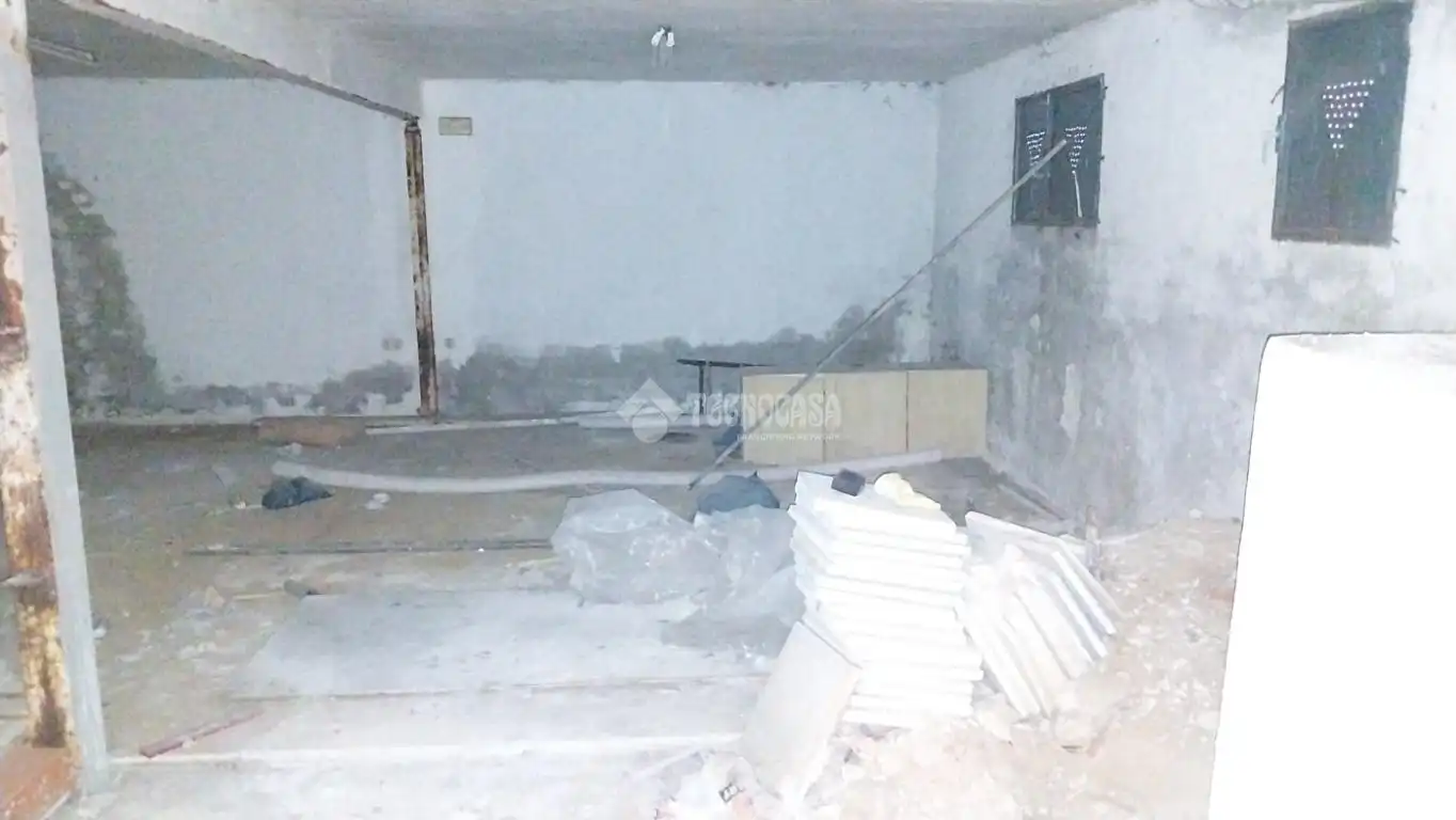Local comercial en venda a Suroeste - Zona Hospital, imagen 2