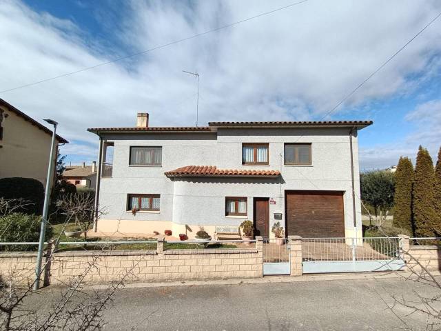 Casa-chalet en Venta en Perafita