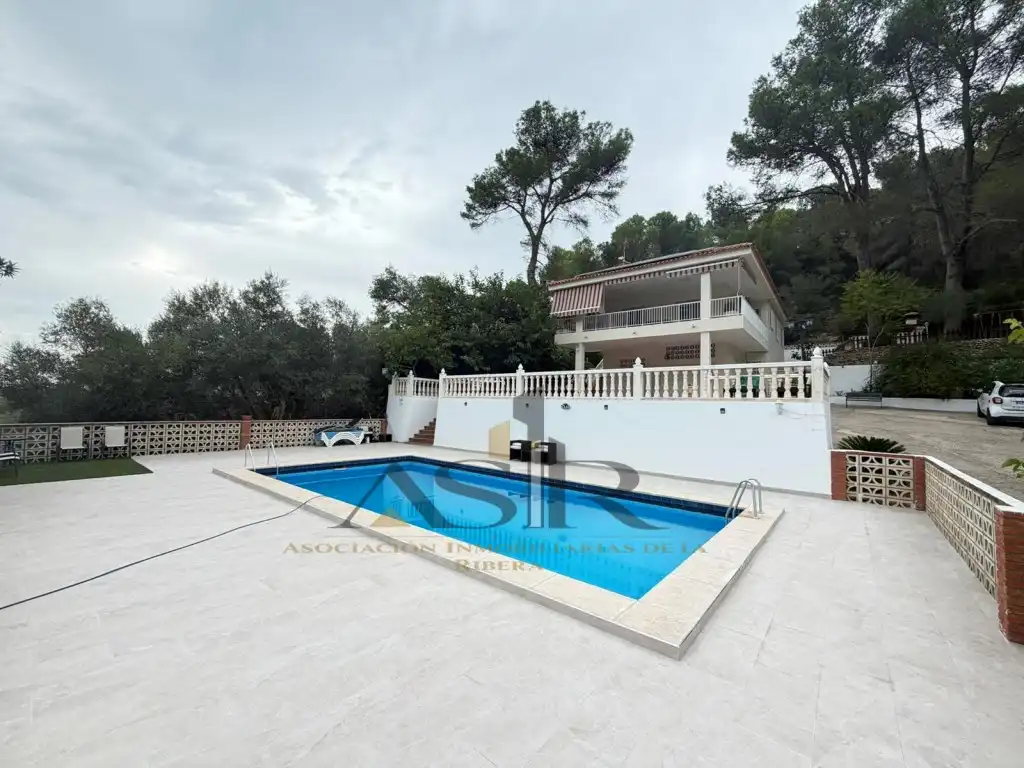 Villa avec piscine à vendre à Urbanitzacions i Pedanies Nord