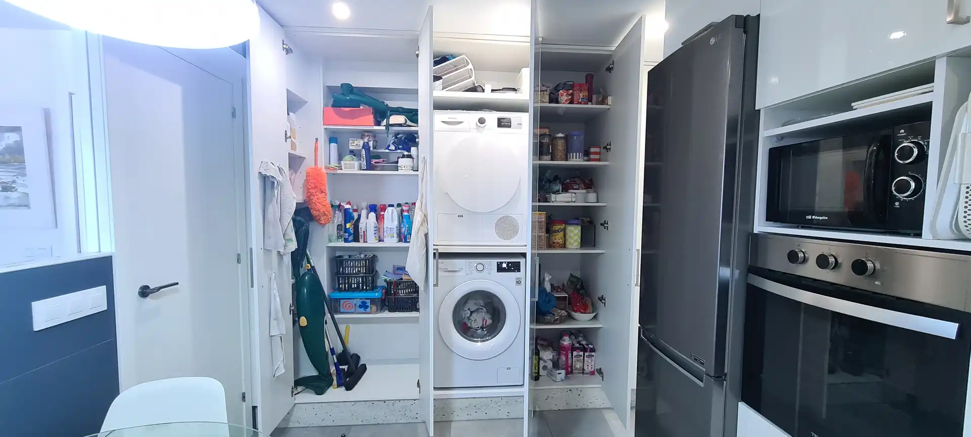 Cocina de Piso de alquiler en Vigo  con Calefacción, Parquet y Amueblado