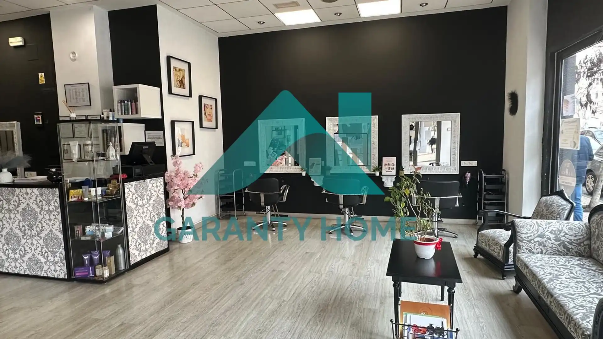 Local en traspaso en Cáceres Capital con Aire acondicionado