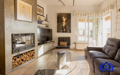 Sala d'estar de Dúplex en venda en Arenys de Mar amb Terrassa i Balcó
