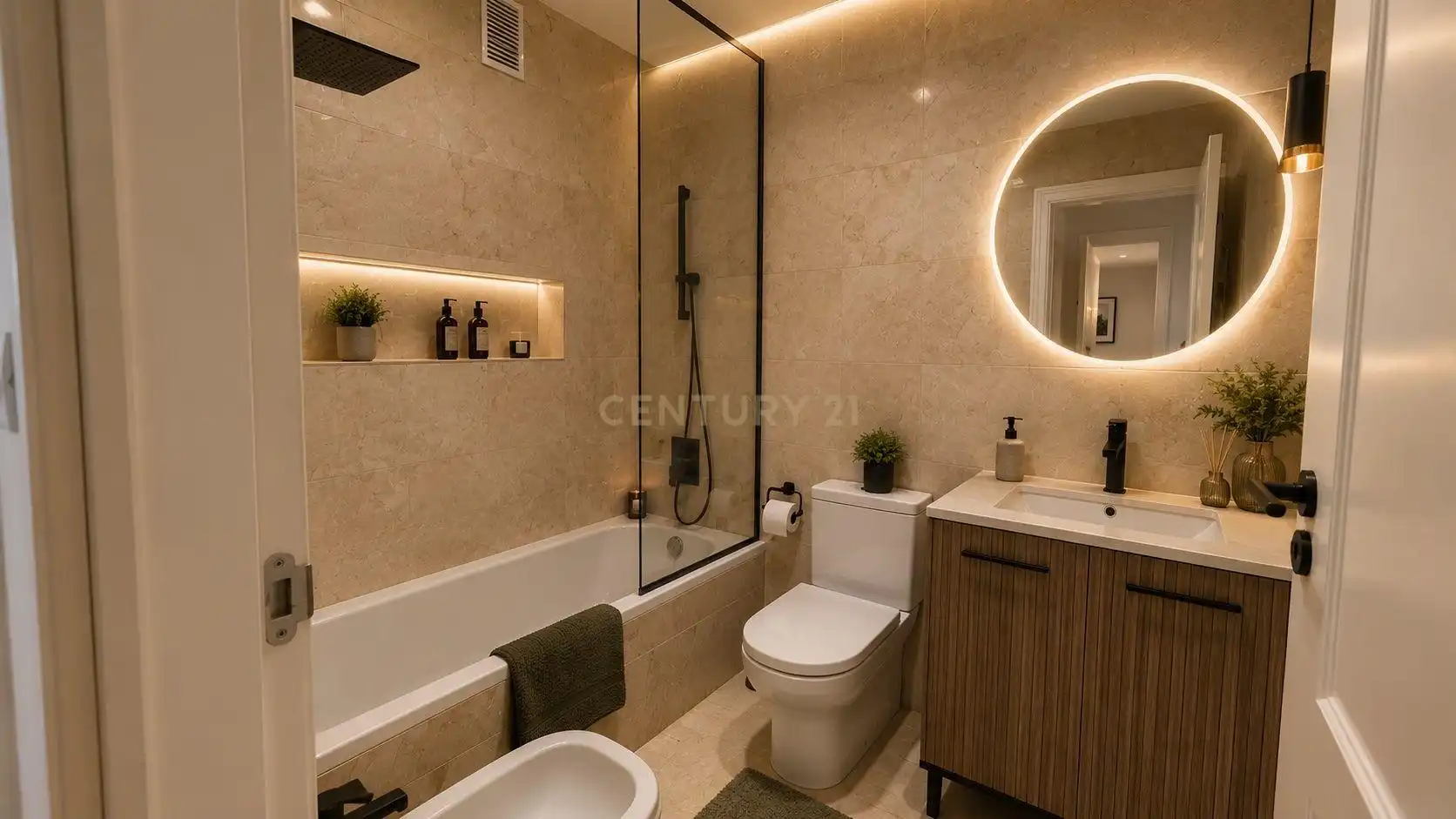 Baño de Apartamento en venta en Mijas con Jardín privado, Trastero y Piscina comunitaria