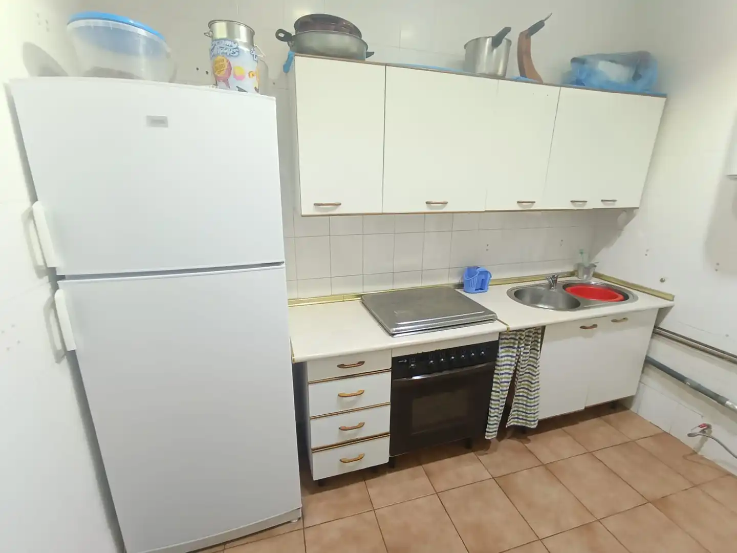 Cocina de Casa o chalet en venta en Escopete con Jardín privado, Trastero y Piscina