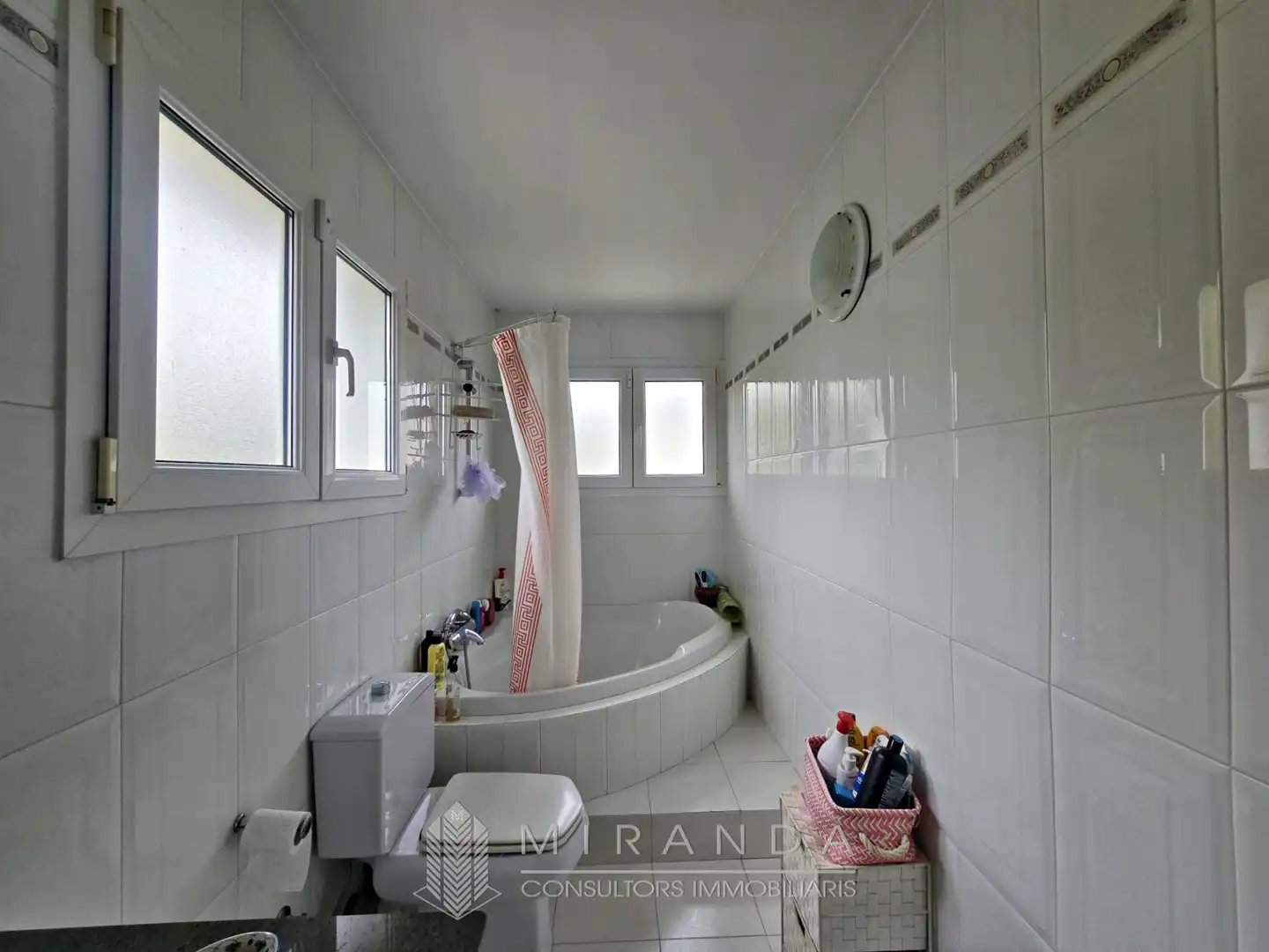 Baño de Casa o chalet en venta en L'Ametlla del Vallès con Aire acondicionado, Calefacción y Jardín privado