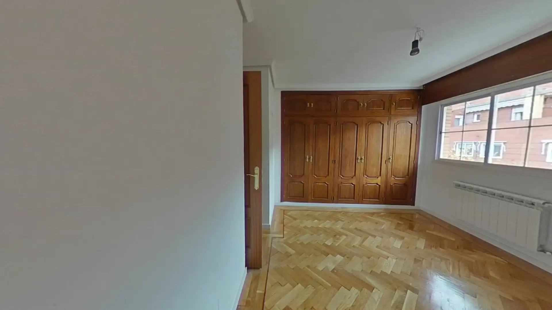 Habitación de Dúplex en venta en San Sebastián de los Reyes con Calefacción, Terraza y Trastero