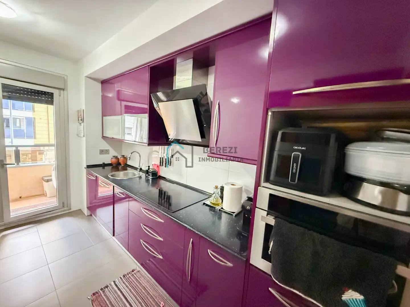 Cocina de Piso en venta en Bermeo con Calefacción, Trastero y Amueblado
