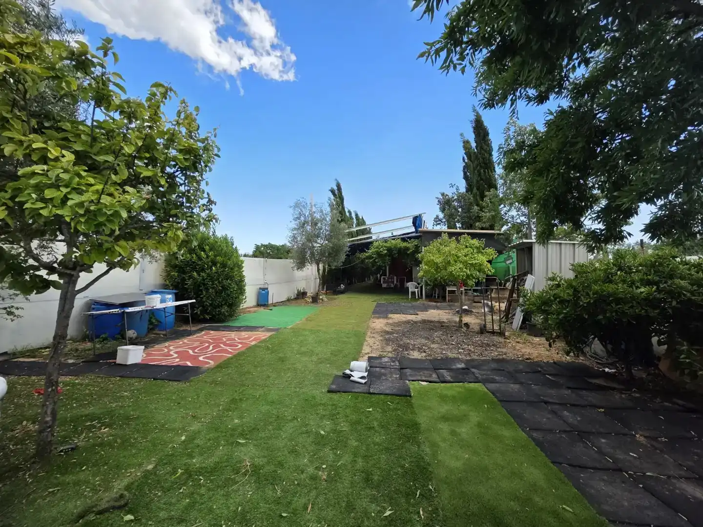 Jardí de Finca rústica en venda en Utrera amb Aire condicionat i Piscina