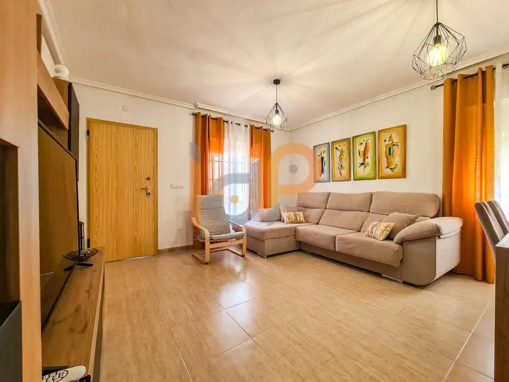 Sala d'estar de Dúplex en venda en Pulpí amb Aire condicionat, Terrassa i Moblat