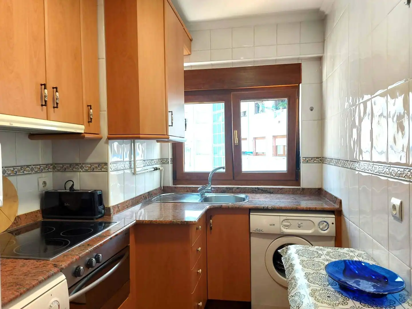 Cocina de Piso de alquiler en Santander con Calefacción y Parquet
