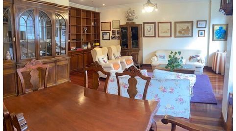 Foto 2 de Piso en venta en Calle Hernán Cortés, Puerto Chico, Santander