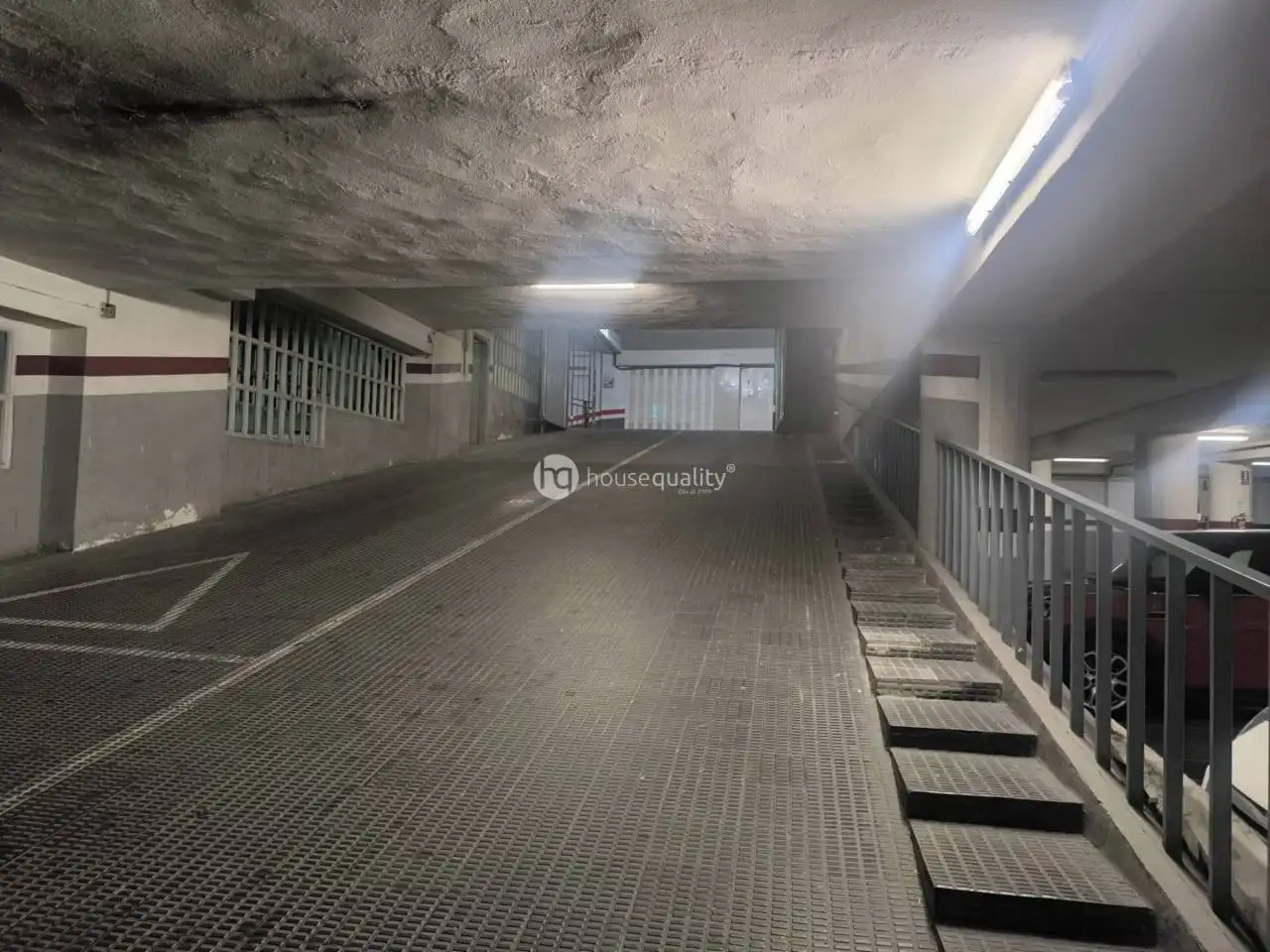 Parkplatz zum Verkauf in Calle Entença 24, imagen 3
