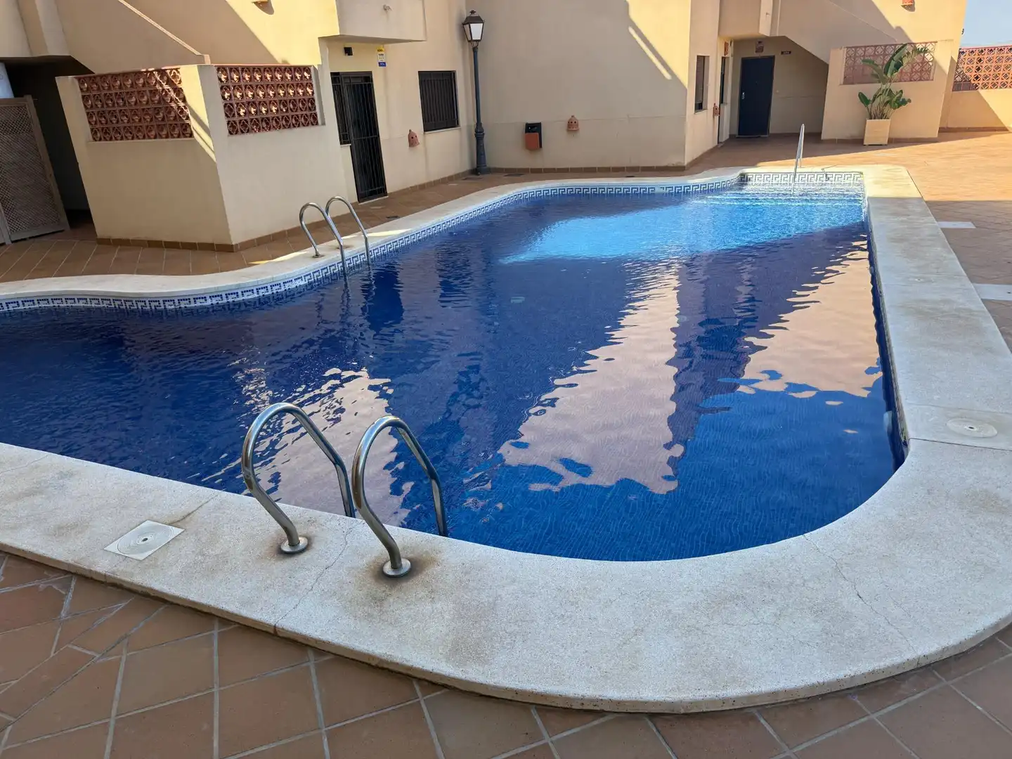 Piscina de Apartament en venda en Águilas amb Terrassa i Piscina comunitària