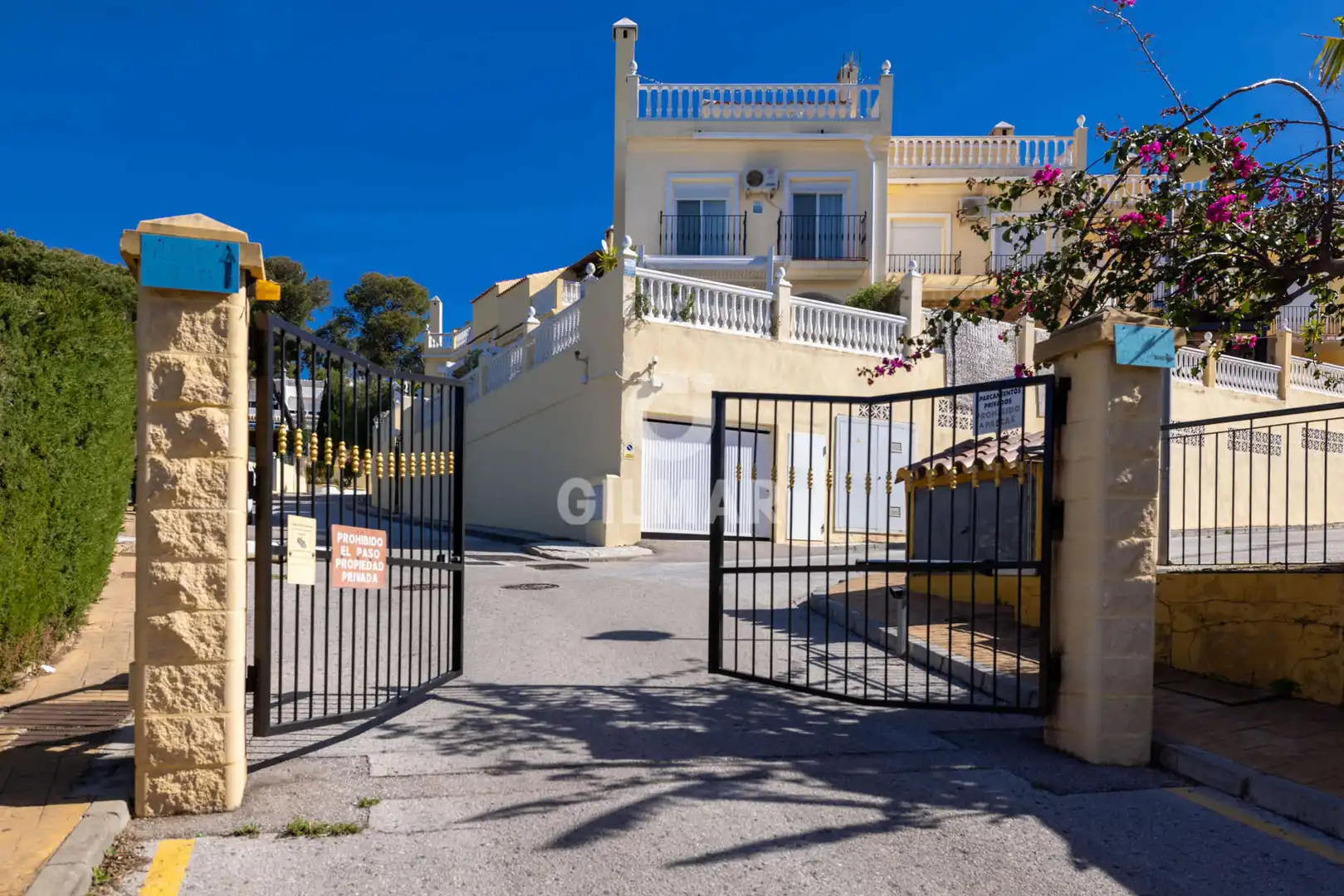 Exterior view of Detached homes for sale in Estepona  with Private garden and Swimming Pool