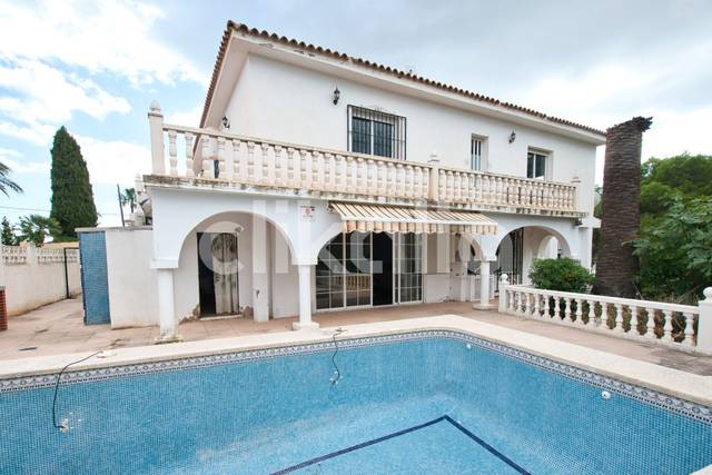 Casa-chalet en Venta en Escandinavia - Cautivador