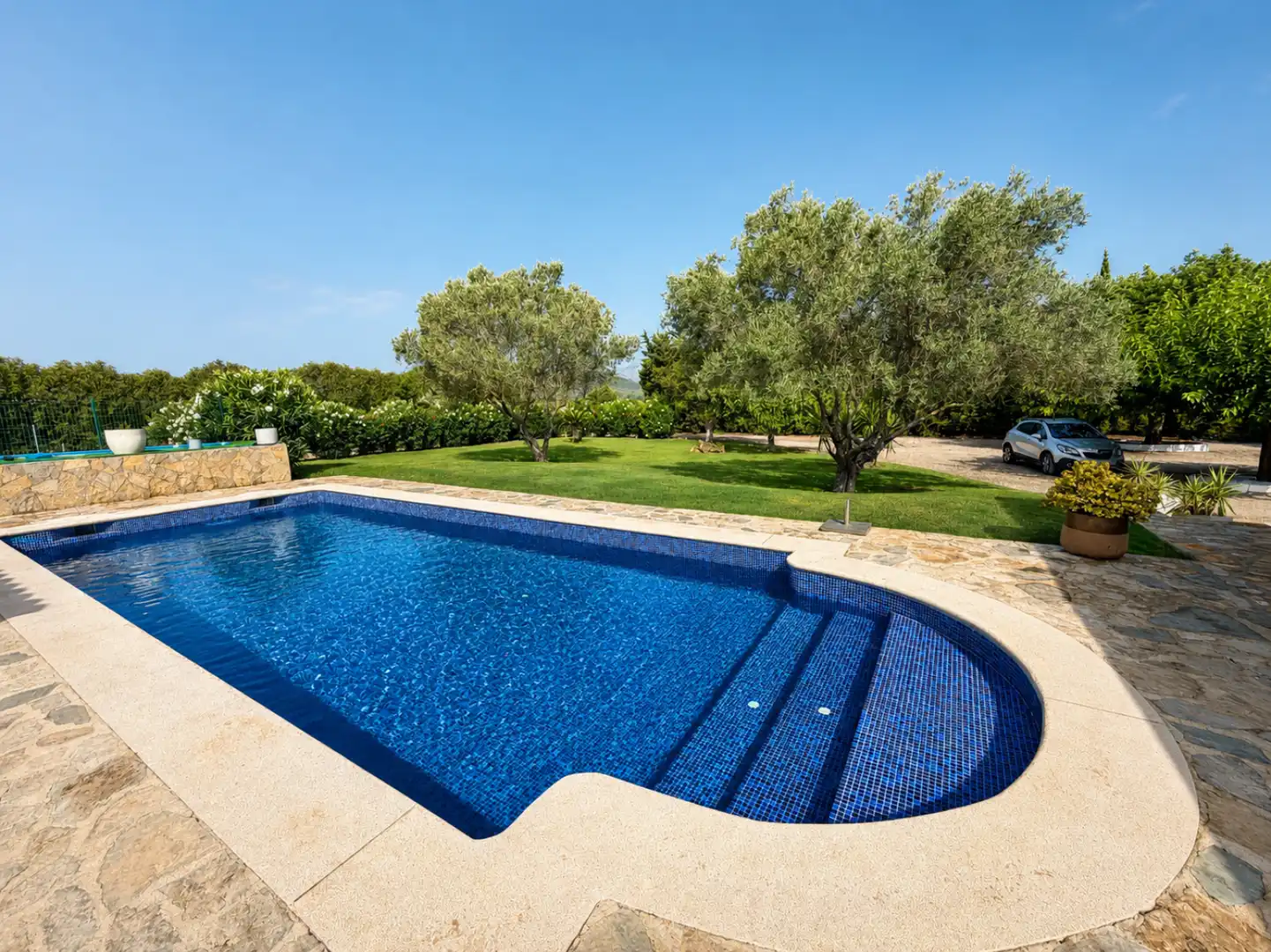 Swimming pool of Houses for rent in Sa Pobla  with Air Conditioner, Heating and Private garden