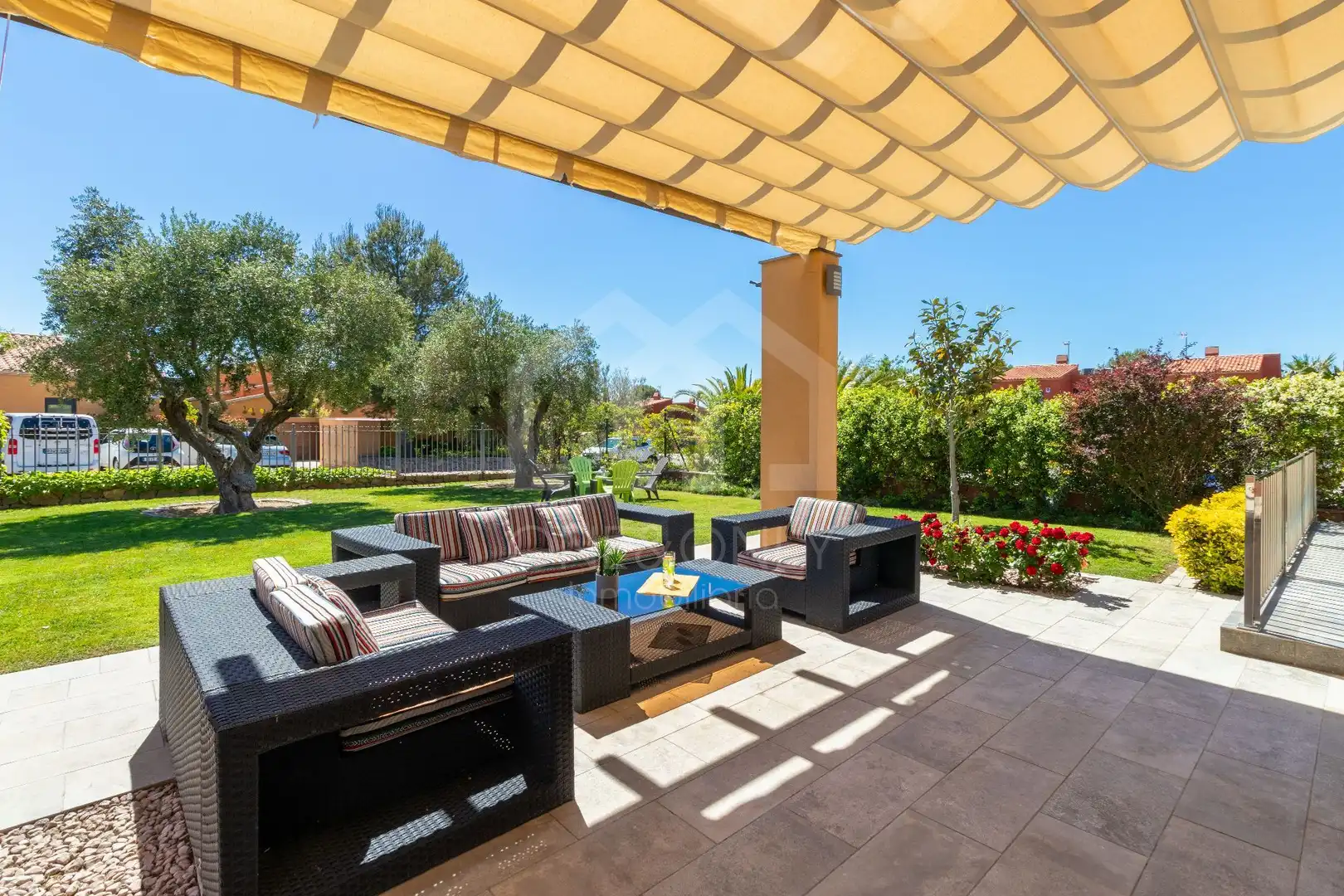 Terraza de Casa o chalet en venta en Mont-roig del Camp con Aire acondicionado, Calefacción y Jardín privado