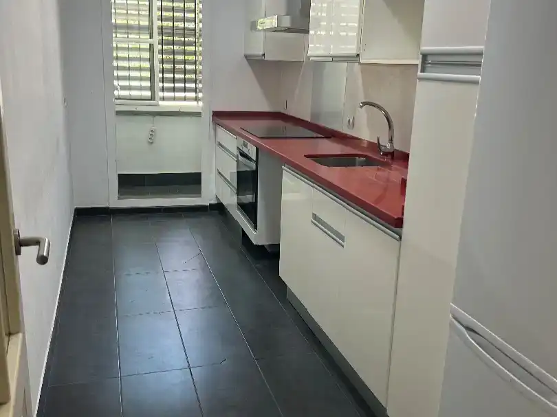 Cuina de Pis en venda en Mairena del Aljarafe amb Aire condicionat