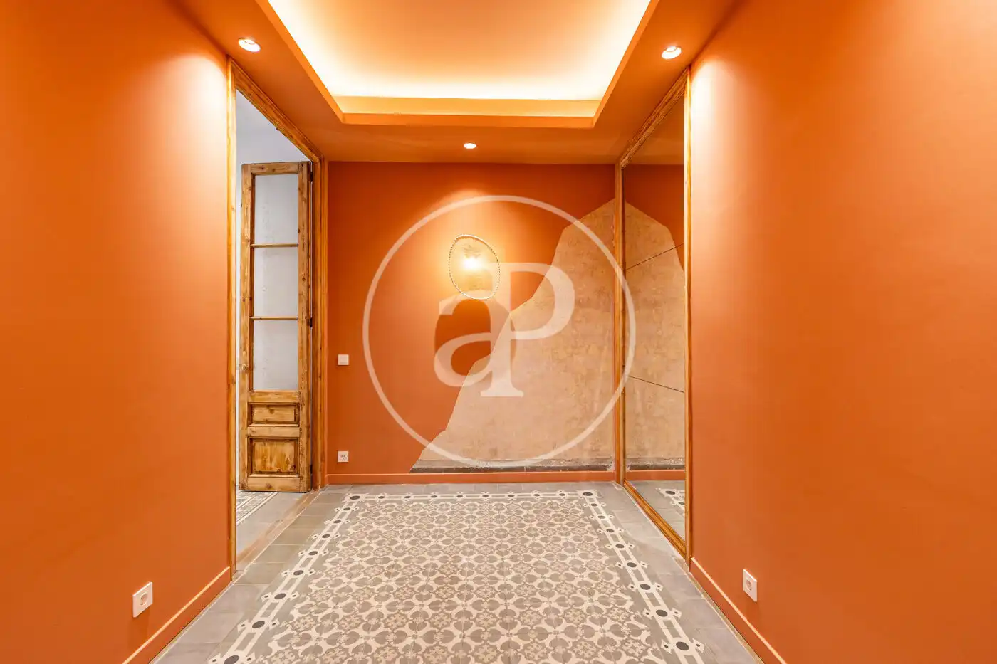 Wohnung zum Verkauf in Barcelona mit Klimaanlage, Heizung und Terrasse