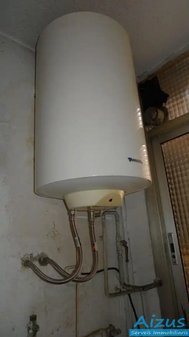 Piso en venta en Carrer de Sant Josep, Can Clos - Pinetons