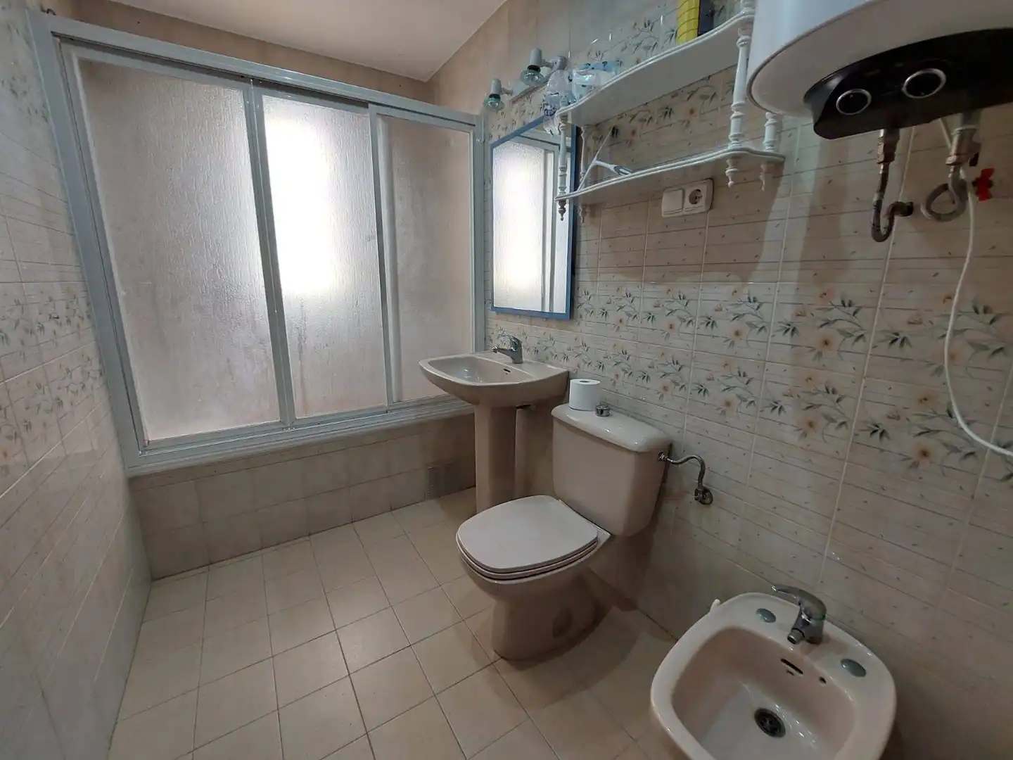 Apartamento con piscina en venta en Salobreña Costa, imagen 2