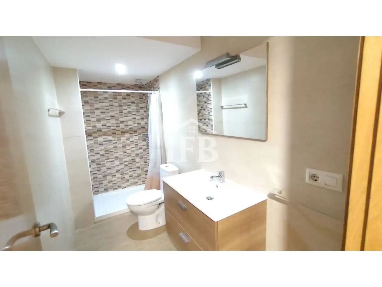 Bany de Loft en venda en Maria Auxiliadora - Barriada de Llera