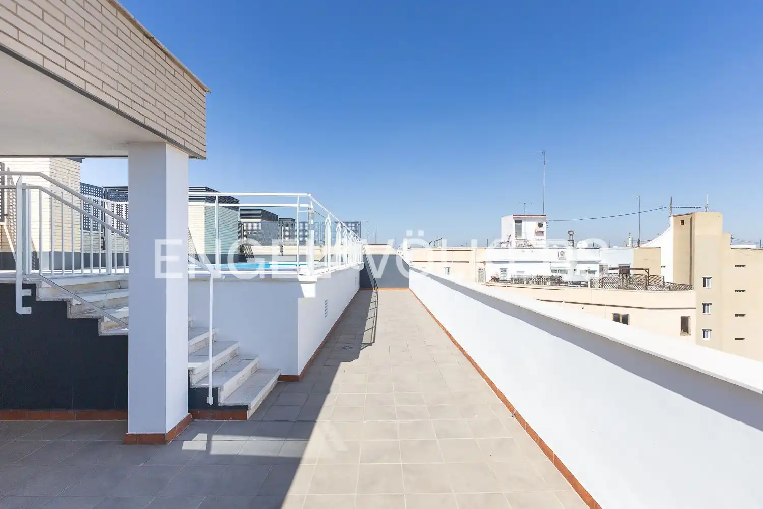 Terrasse von Wohnung zur Miete in Extramurs