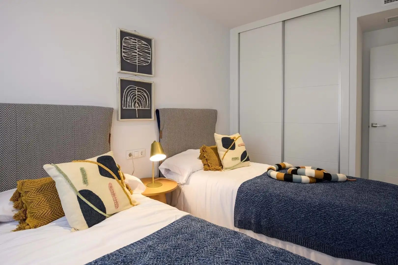 Bedroom of Flat for sale in Orihuela  with Air Conditioner, Heating and Terrace