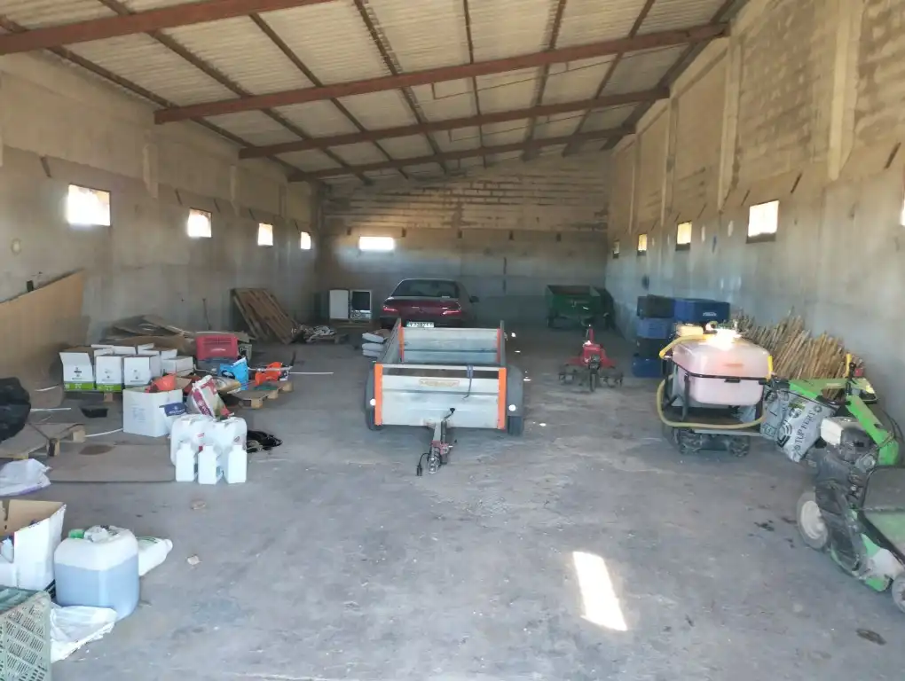 Nave industrial en venta en Sueca