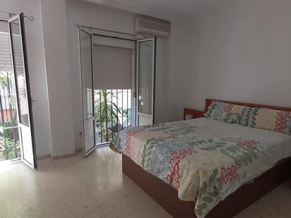 Bedroom of Flat for sale in  Sevilla Capital  with Storage room