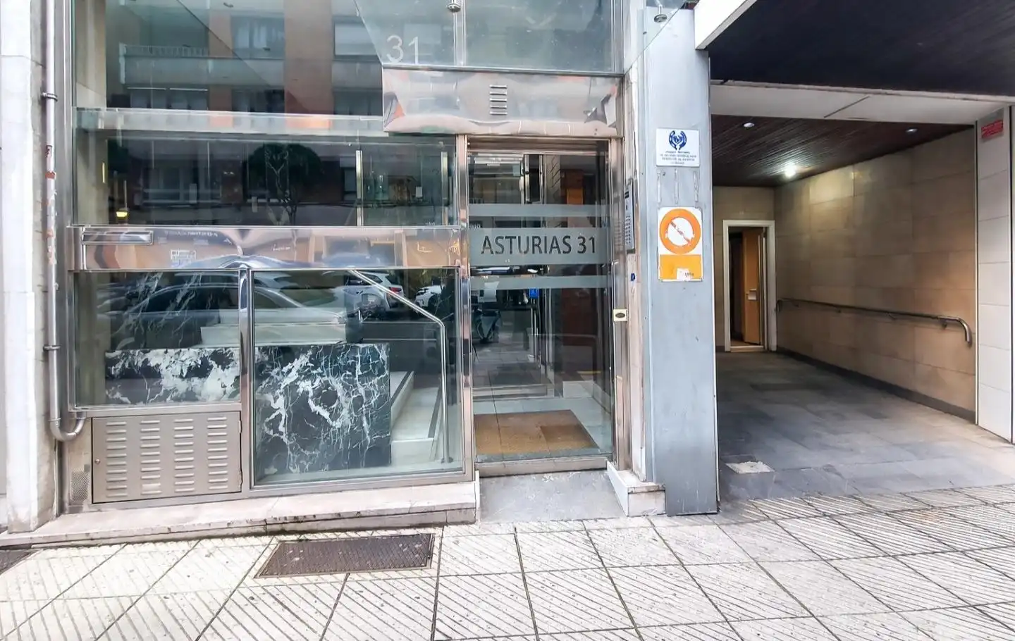 Local comercial en venda a Calle de Asturias, imagen 4