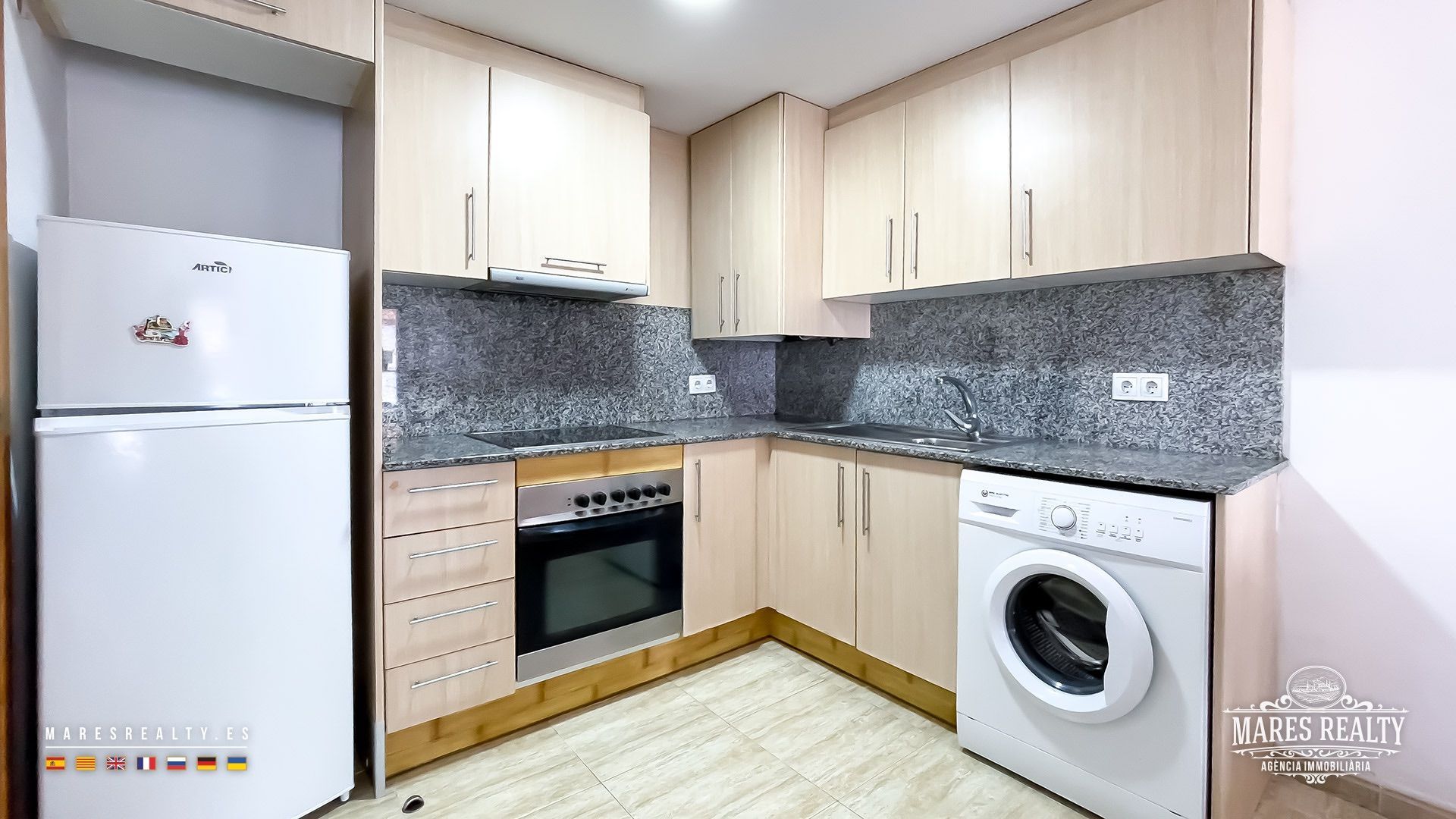 Kitchen of Flat for sale in Lloret de Mar  with Air Conditioner and Heating