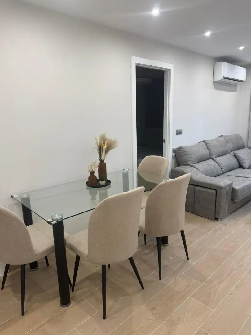 Piso de alquiler en Perchel Norte