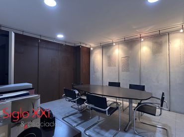 Local comercial en venta en Piscinas