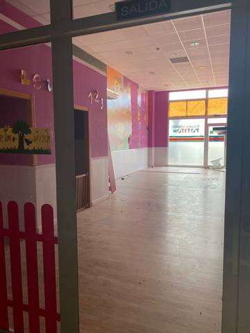 Nave industrial en Venta en Pino Montano - Consolación