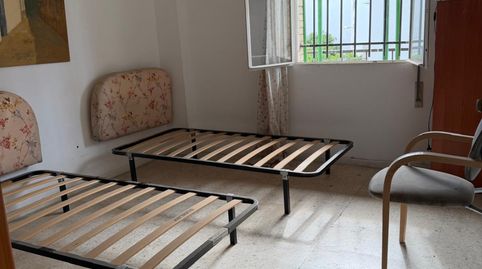 Foto 5 de Piso en venta en Calle Guadalcanal, Cruz Roja, Sevilla Capital