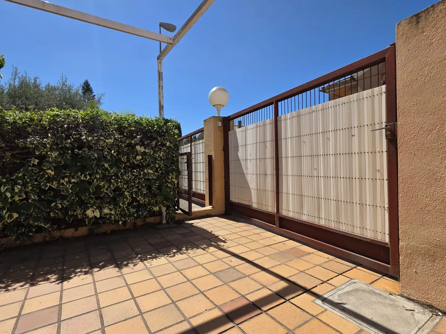 Terrassa de Casa adosada en venda en Benicasim / Benicàssim amb Calefacció, Jardí privat i Terrassa