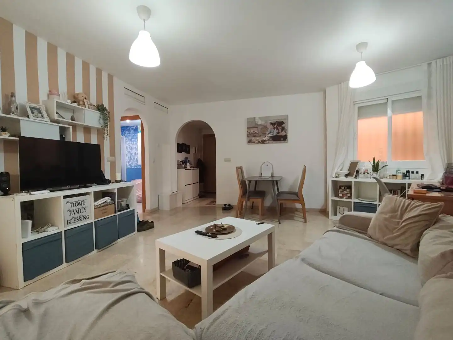 Sala d'estar de Pis en venda en Mijas amb Aire condicionat, Terrassa i Piscina