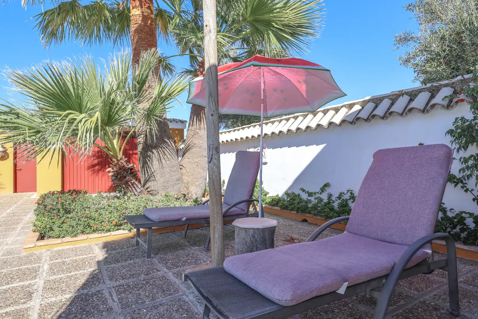 Garden of Houses for sale in Morón de la Frontera  with Air Conditioner, Private garden and Swimming Pool