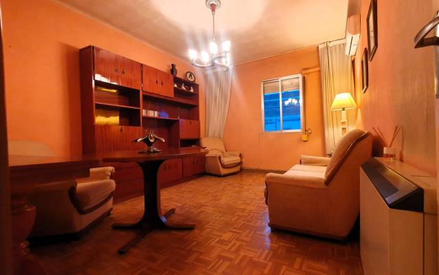 Piso en Venta en Calle de la Oca, 97 en Vista Alegre