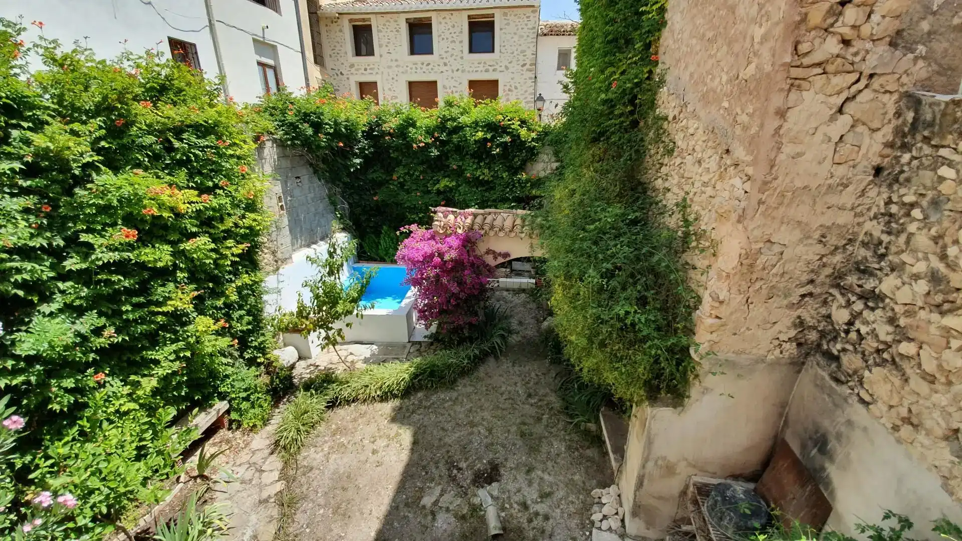 Jardí de Casa adosada en venda en Sella amb Jardí privat, Traster i Piscina