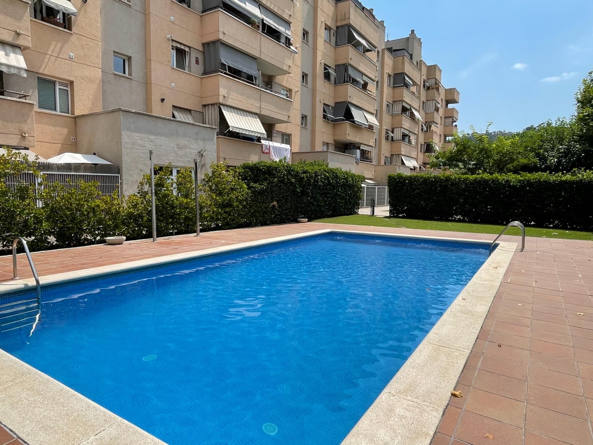 Swimming pool of Flat for sale in Martorell  with Private garden, Terrace and Balcony